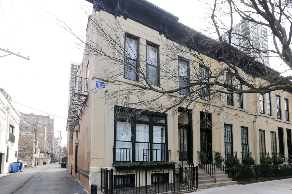 53 W. Burton Pl. 53 W. Burton Pl., Chicago, IL 60610